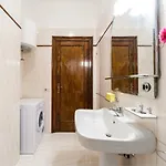 Holidays Apartment Colosseo